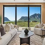 New! High End Lofoten 4 *