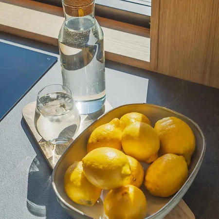 New! High End Lofoten 4 Lyngværet