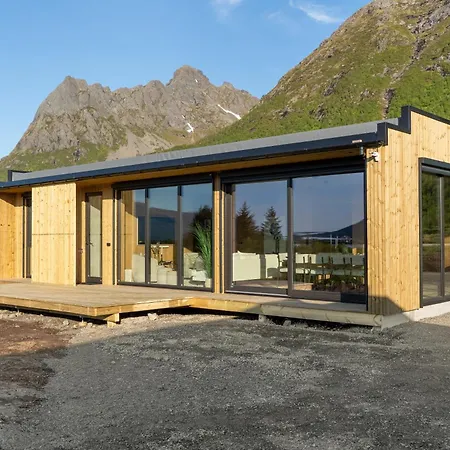 New! High End Lofoten 4 Feriehus Lyngværet