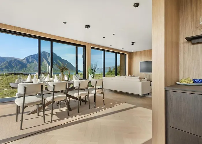 New! High End Lofoten 4 Semesterbostad *